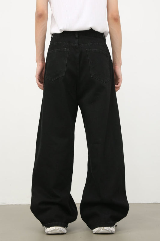 1d9cf4b8-4bac-46f1-a0a8-7c94ed50f978-Max