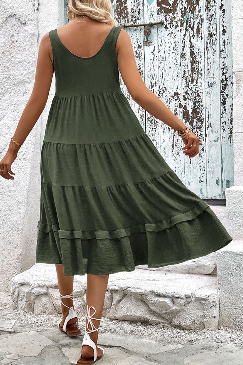 Women's Decorative Button Scoop Neck Tiered Sleeveless Dress