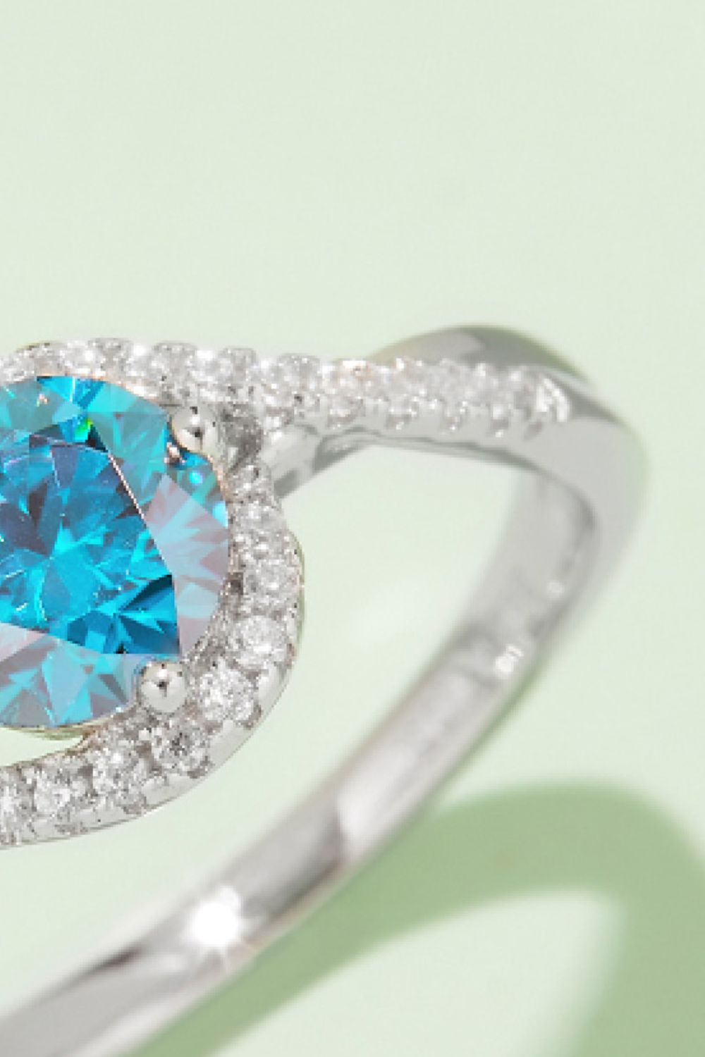 1 Carat Moissanite Contrast 925 Sterling Silver Ring 💜