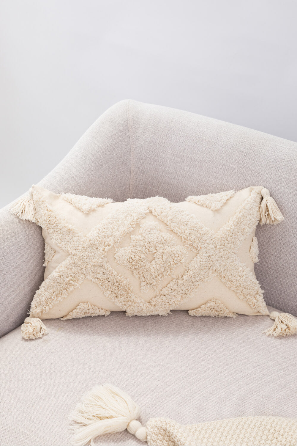 Stunning Assorted Fringe Swirl Trim Decorative Throw Pillow Case