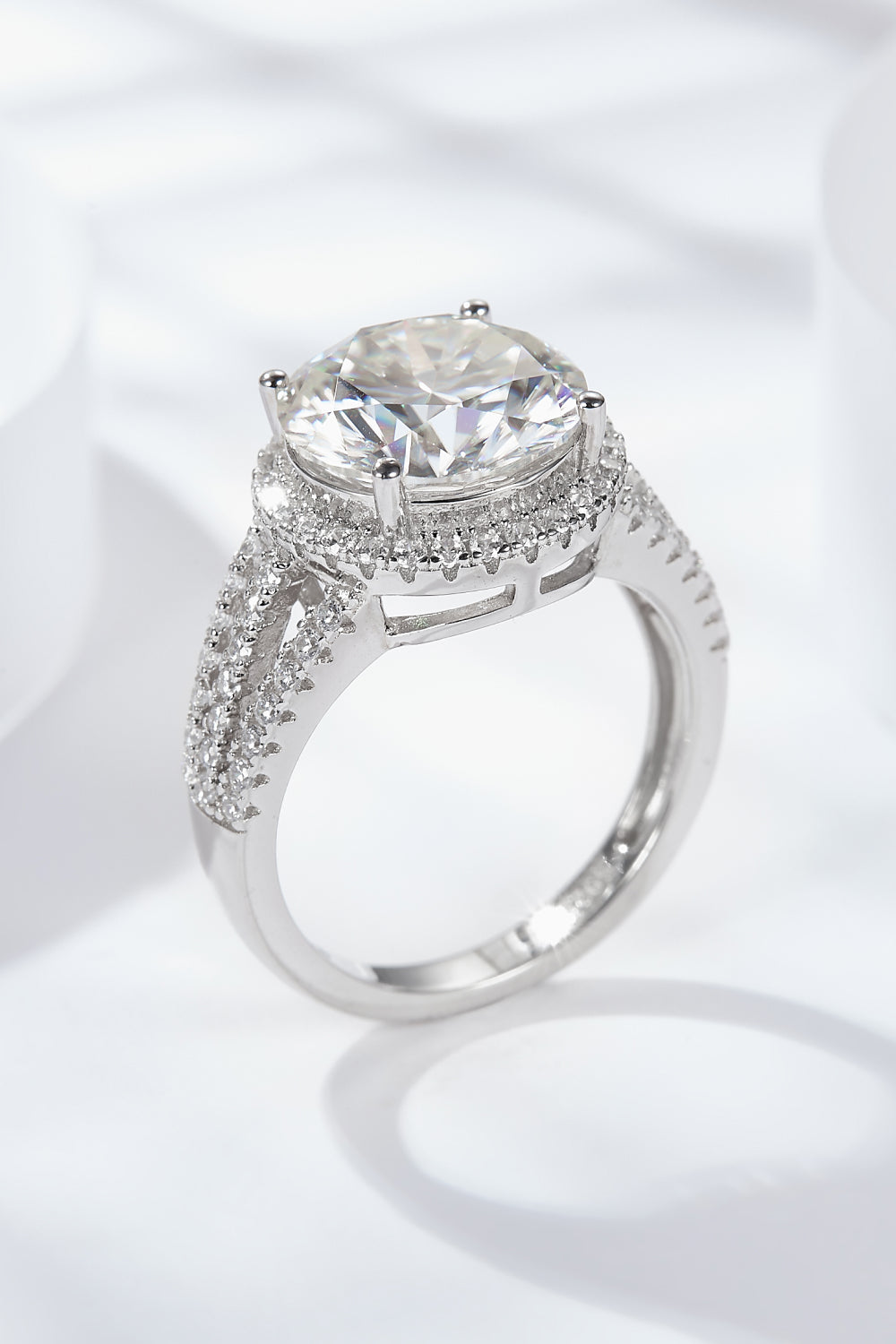 Women's 5 Carat Moissanite Split Shank Ring