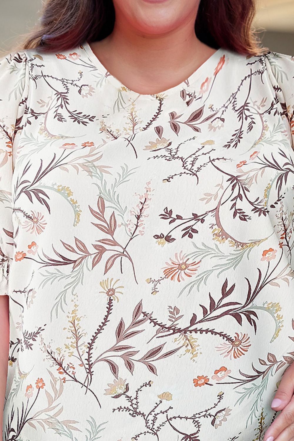 Women's Plus Size Floral Fuff-Short Sleeve Top