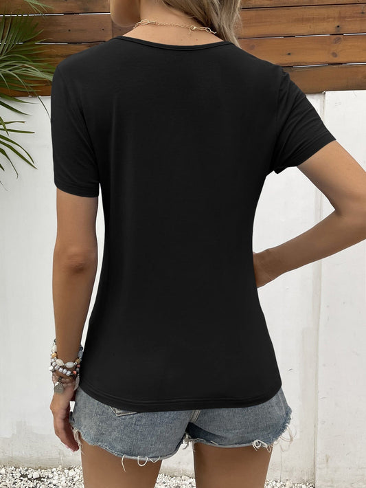 LAQUITETA Lace Trim V-Neck Short Sleeve Blouse