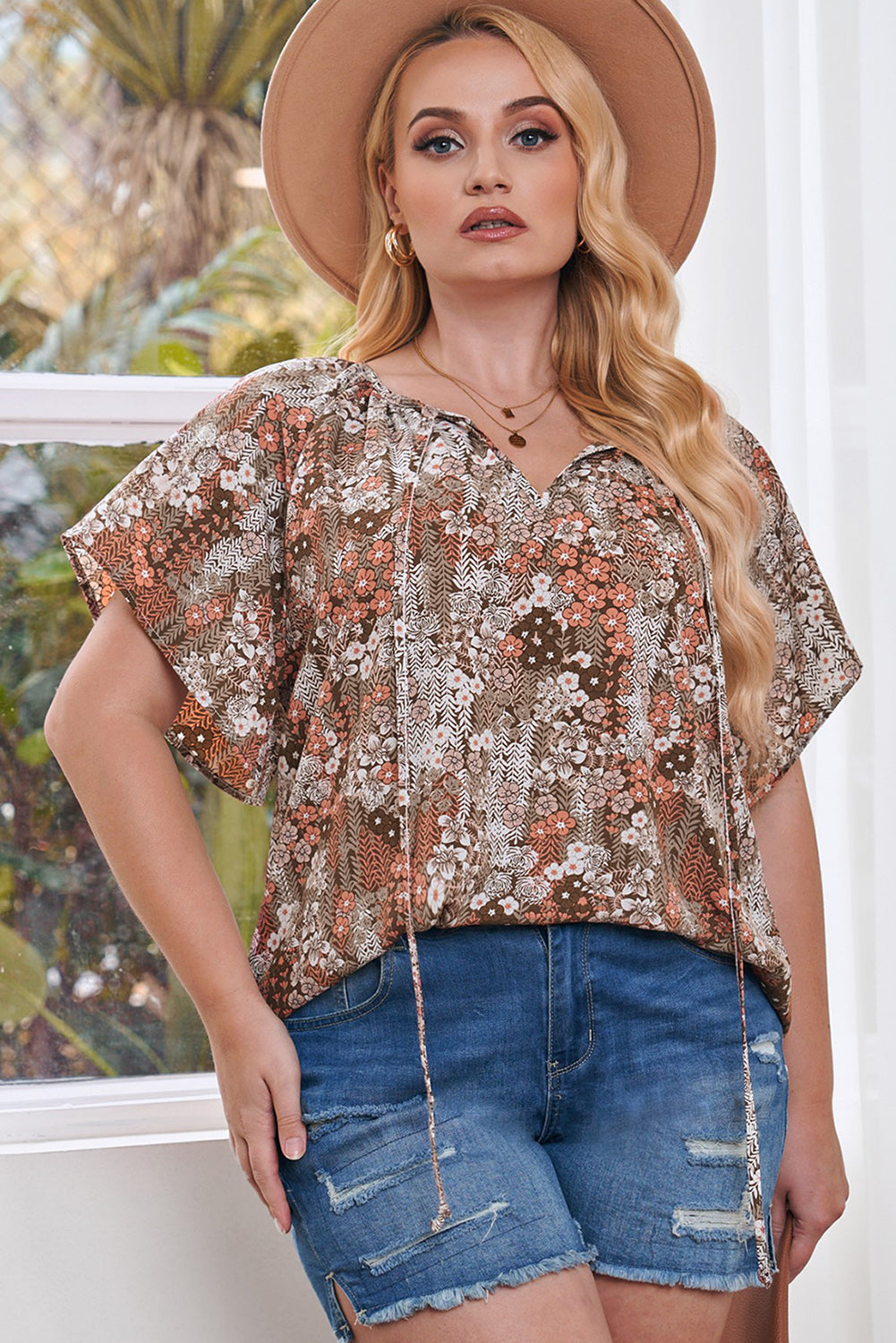 Women's Plus Size Floral Tie Neck Short Sleeve Blouse