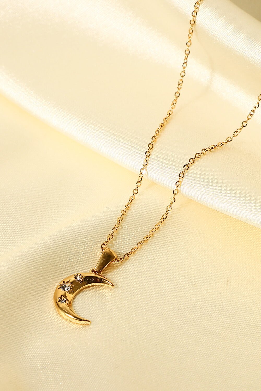 18K Gold Plated Women's Inlaid Zircon Moon Pendant Necklace *