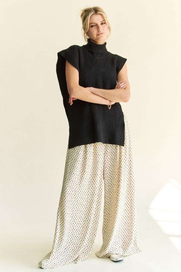 Davi & Dani Side Split Turtleneck Sleeveless Knit Top *