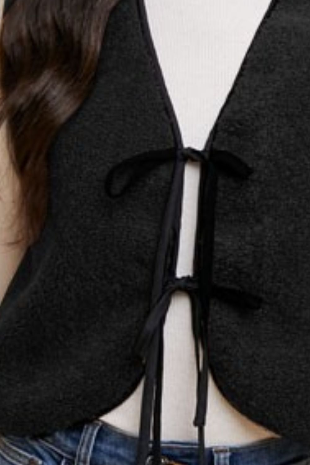 Annie Wear V-Neck Tie Detail Vest Coat *