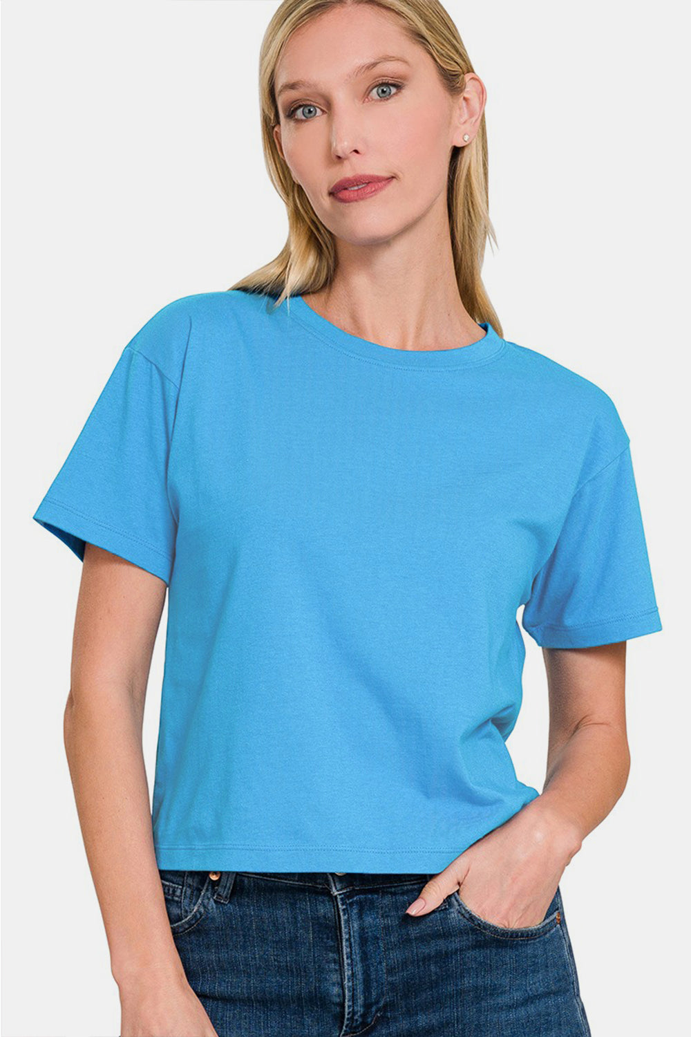 Zenana Round Neck Short Sleeve Cropped T-Shirt *