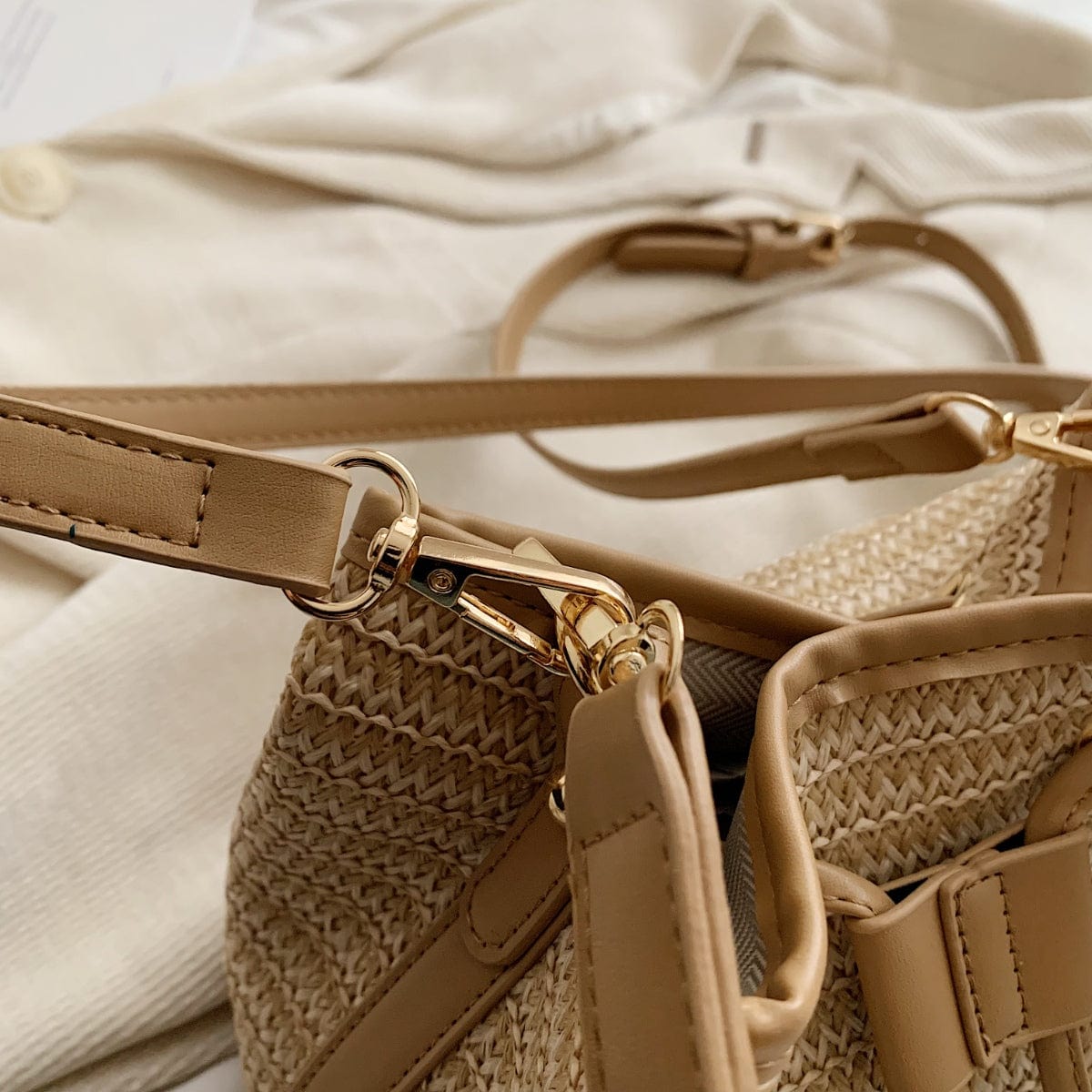 Lily & Luna Straw Braided Shoulder Bag