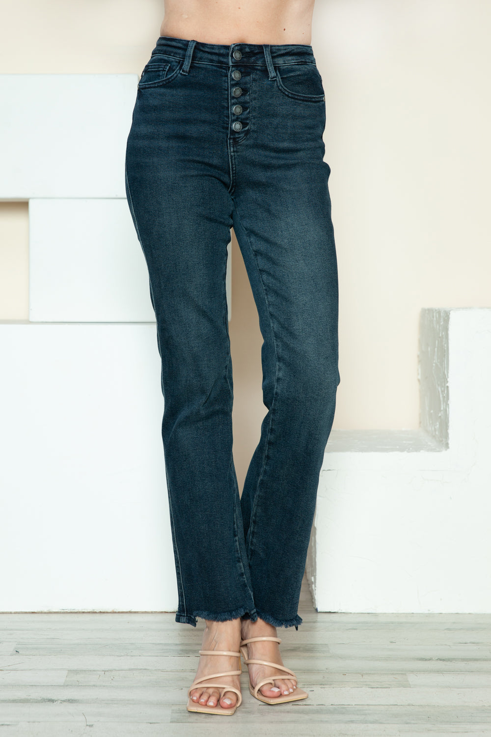 Judy Blue Full Size Button Fly Hem Destroy Straight Jeans *