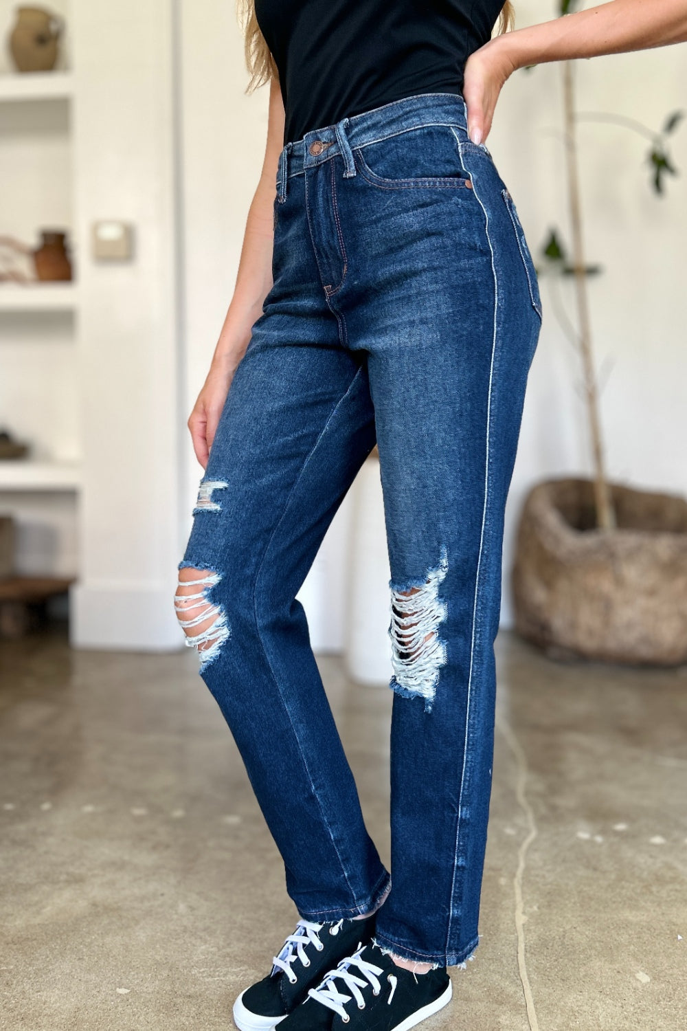 Judy Blue Full Size High Waist Rigid Magic Heavy Destroy Straight Jeans *