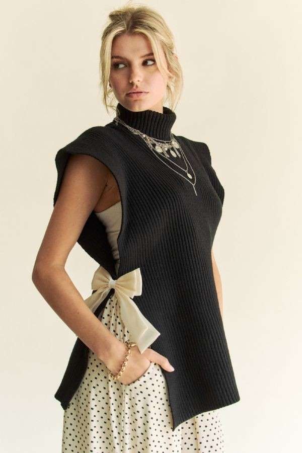 Davi & Dani Side Split Turtleneck Sleeveless Knit Top *