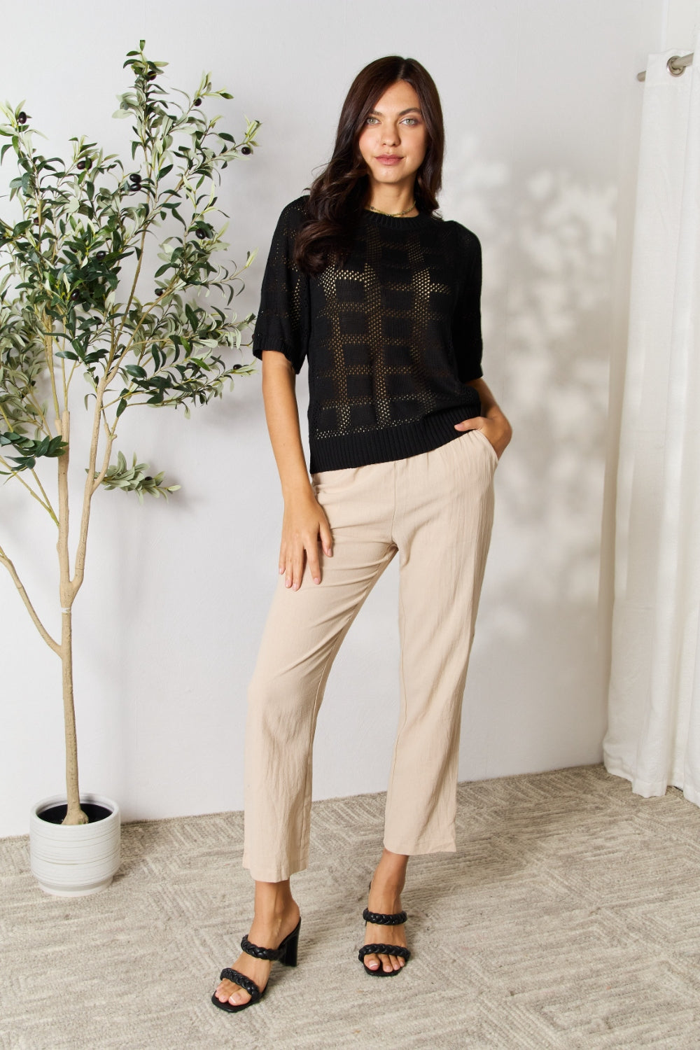 Ribbed Trim Round Neck Knit Top *