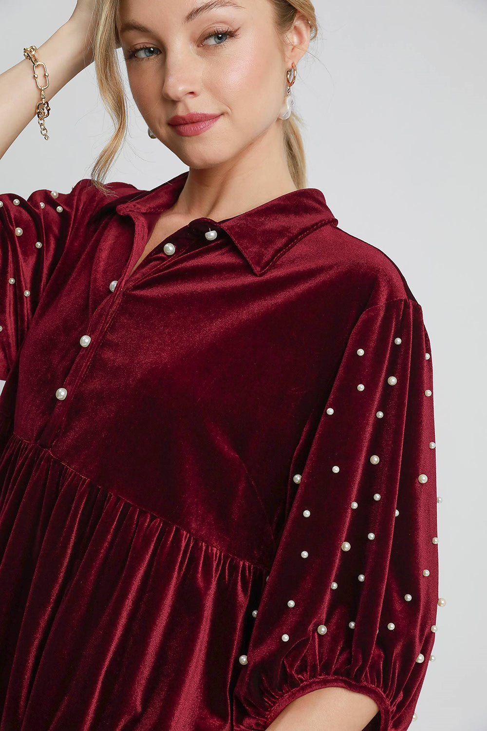 Umgee Pearl Detail Collared Neck Velvet Babydoll Blouse *