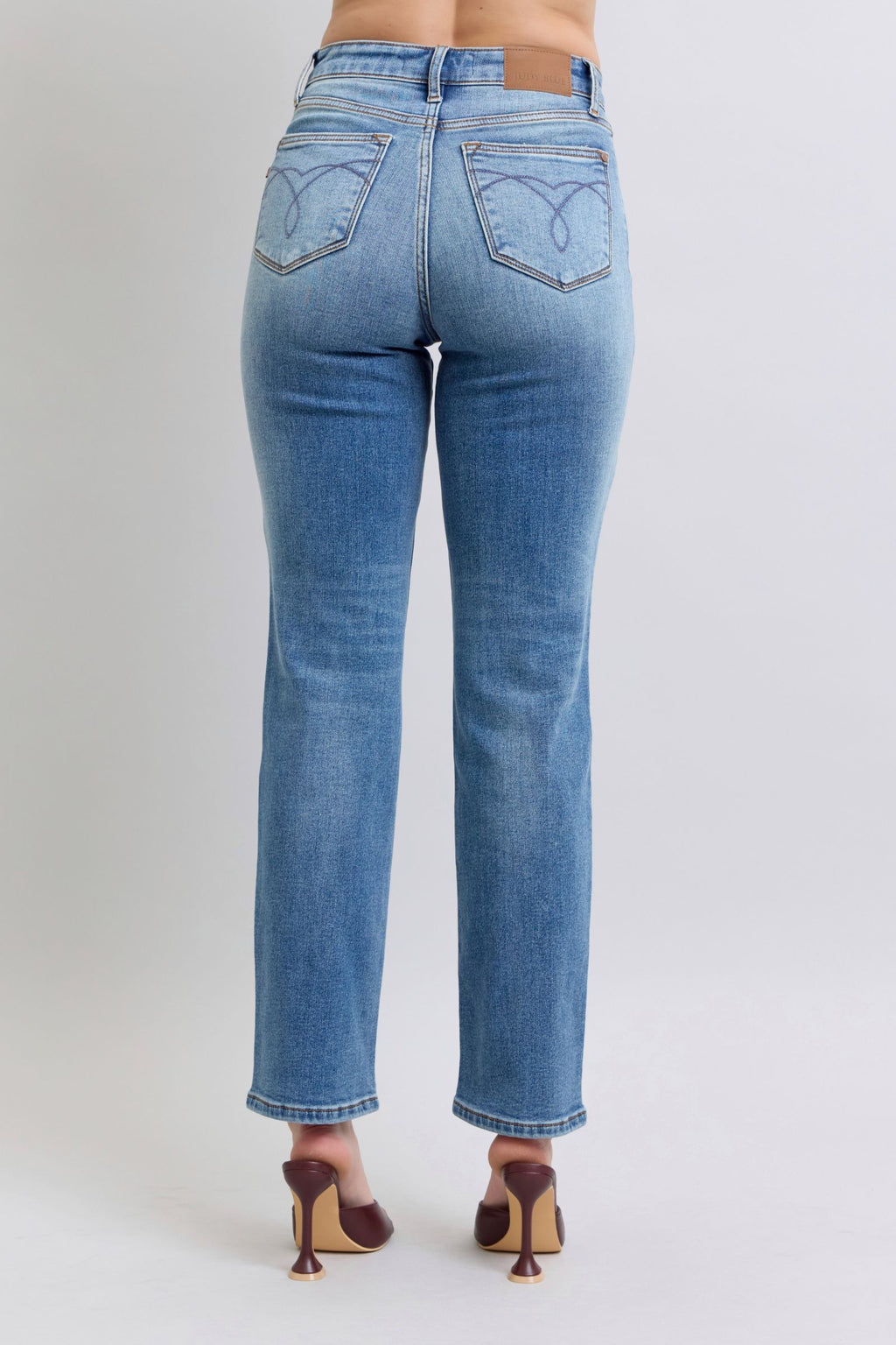 Judy Blue Full Size Wash Thermal Straight Jeans with Pockets *