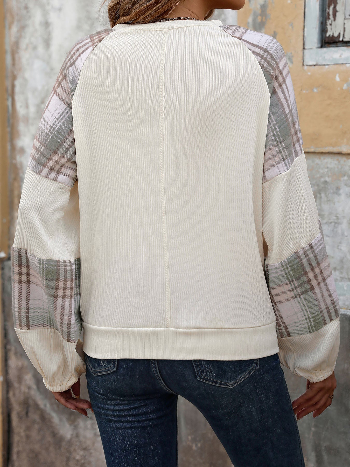 Perfee Plaid Round Neck Long Sleeve Sweatshirt