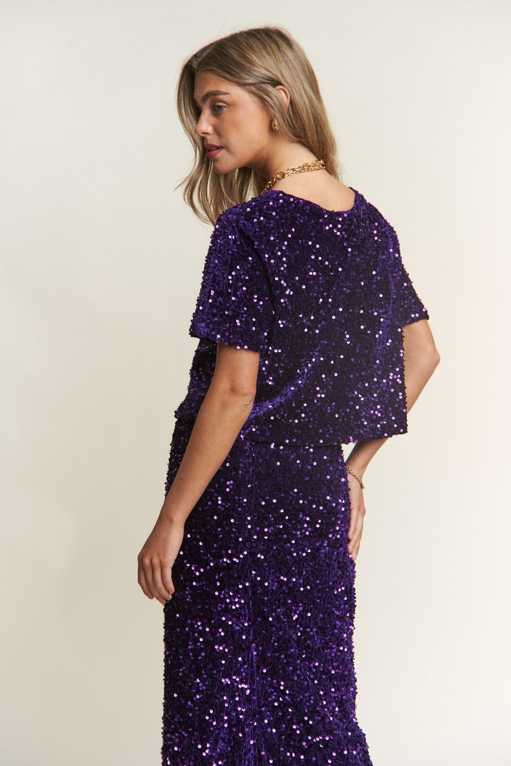 J.NNA Sequin Short Sleeve Crop T-Shirt *