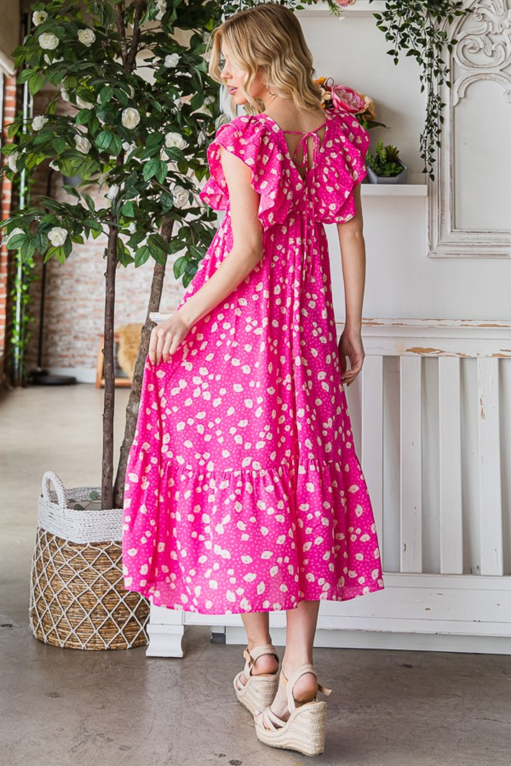 Reborn J Printed Fuchsia V-Neck Ruffle Trim Tiered Midi Dress *