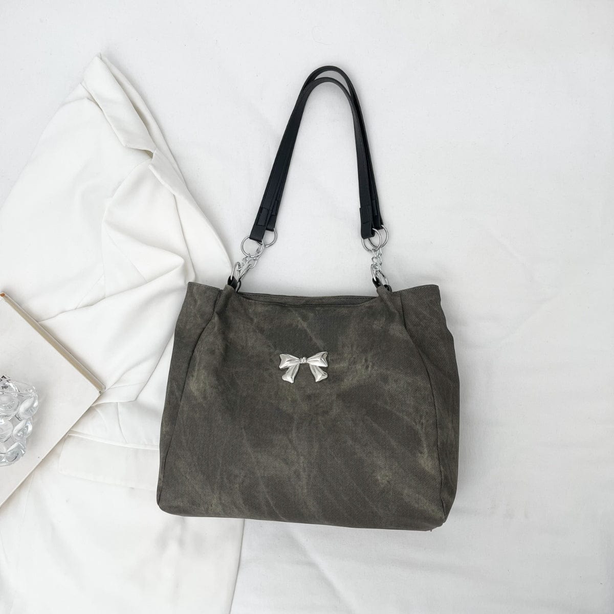 Lily & Luna Bow Polyester Medium Tote Bag