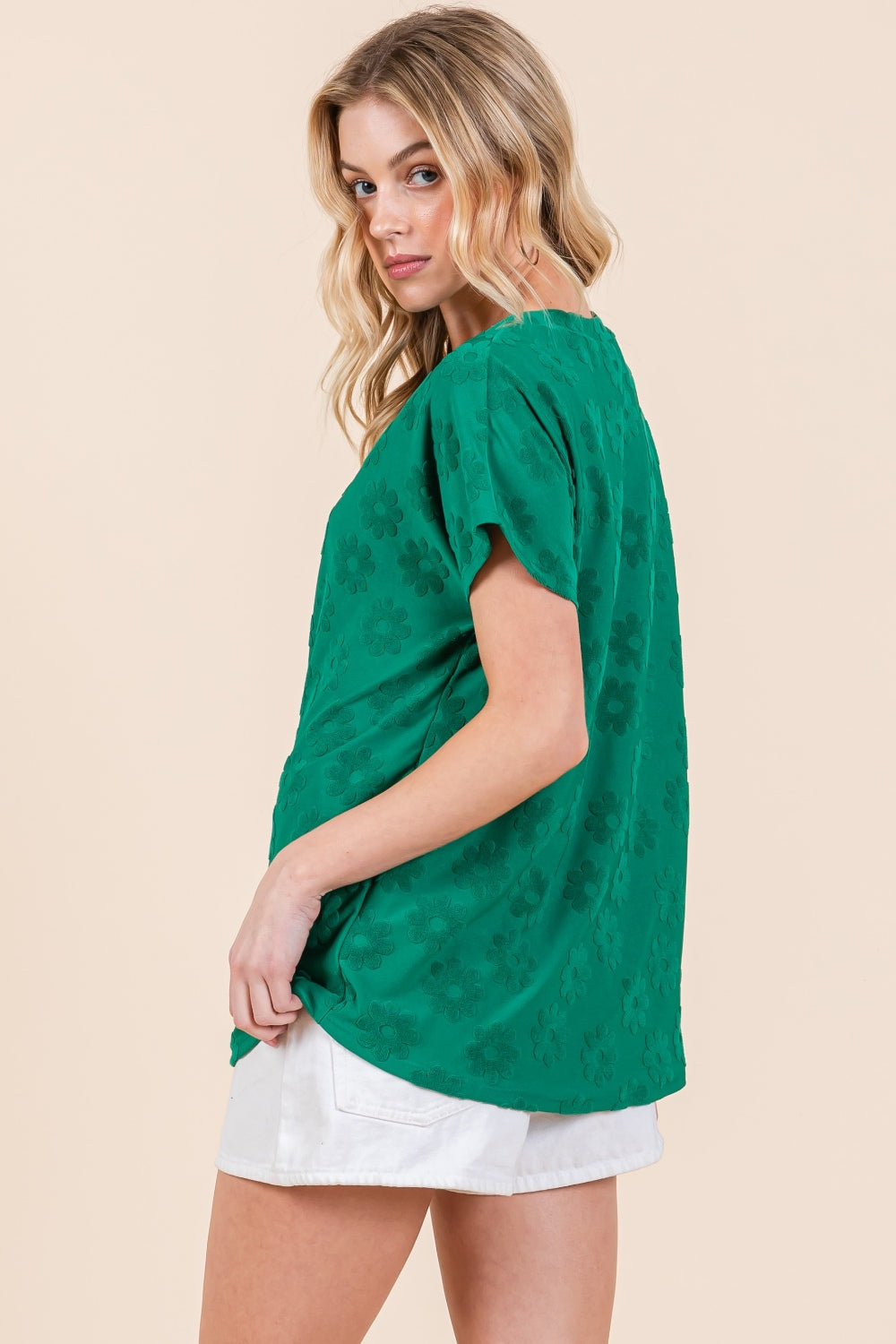 BOMBOM Textured Floral Pattern Short Sleeve T-Shirt *