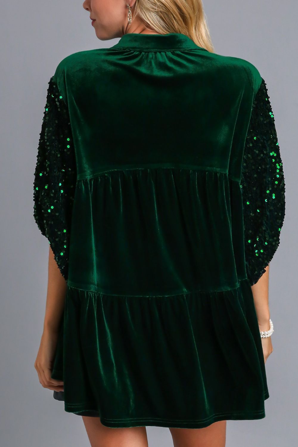Umgee Sequin Detail Tiered Back Half Sleeve Shirt *