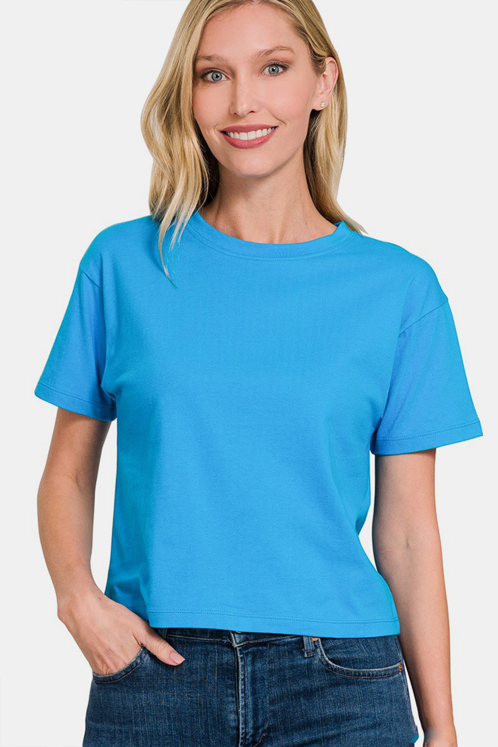 Zenana Round Neck Short Sleeve Cropped T-Shirt *