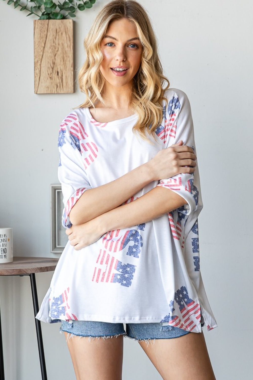 HOPELY Letter Graphic Round Neck T-Shirt *