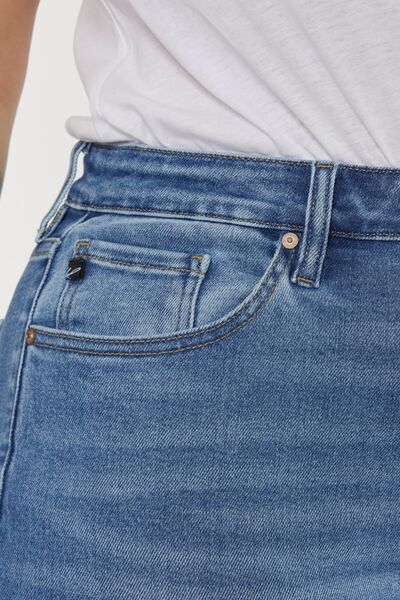 Kancan Full Size Cat's Whiskers High Waist Jeans *