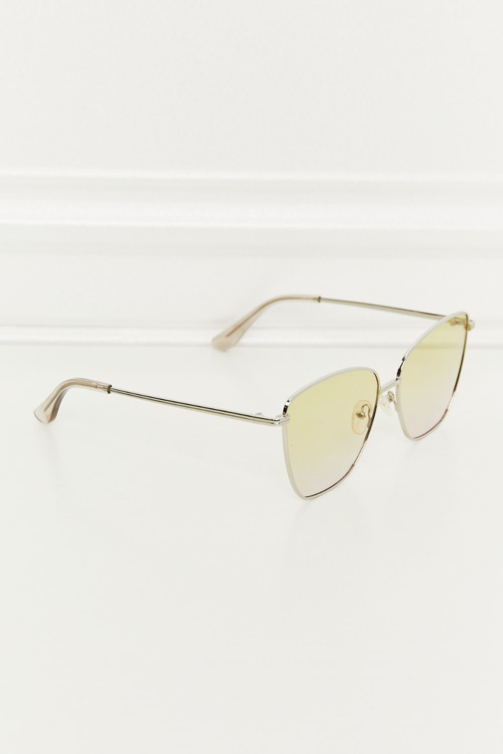 MATILTA Metal Frame Full Rim Sunglasses