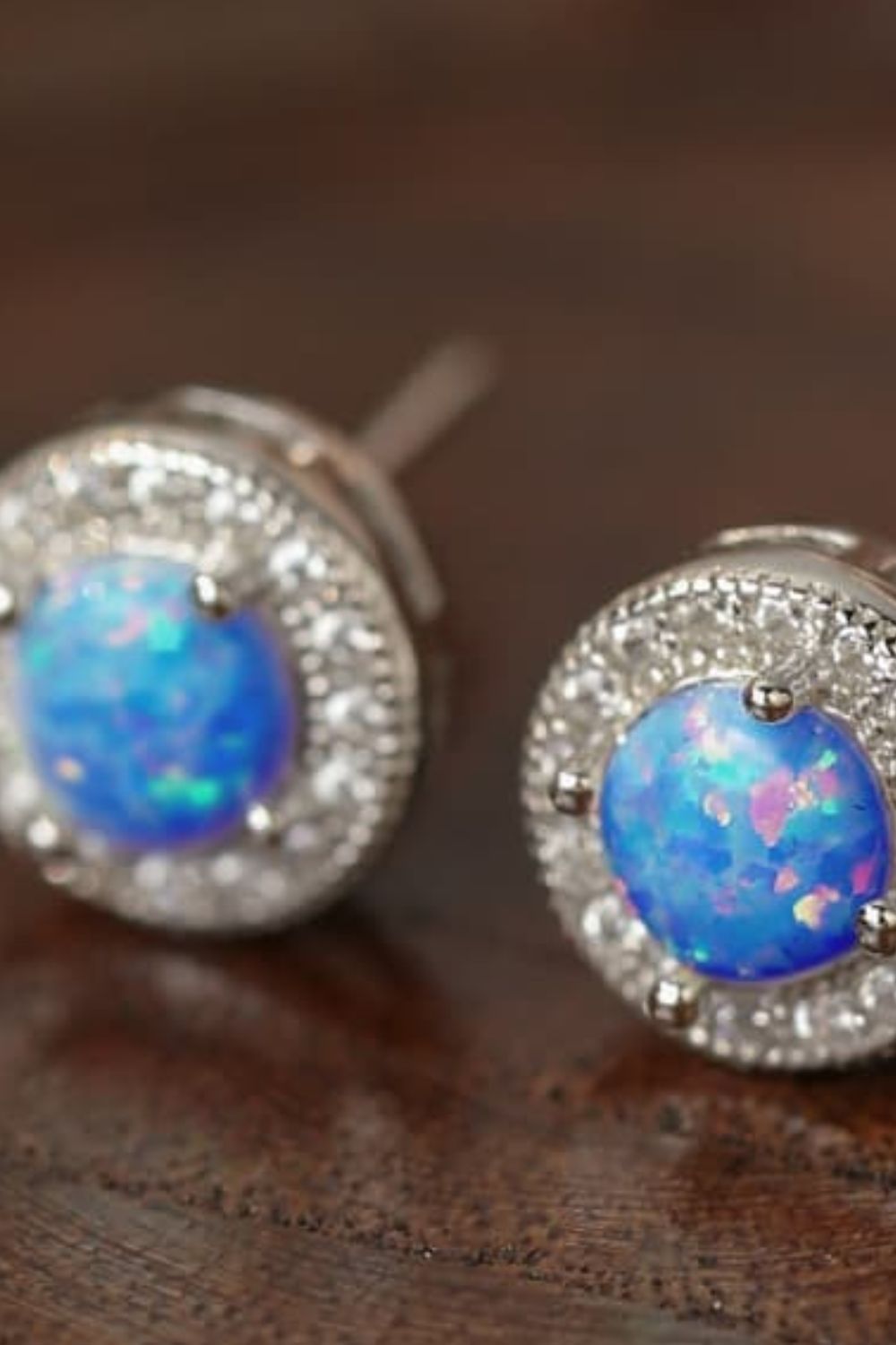 Women's Opal 4-Prong Round Stud Earrings