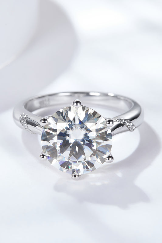 Women's 5 Carat  Moissanite Solitaire Ring
