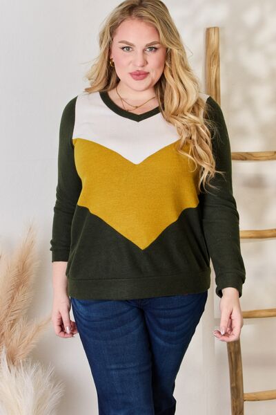 Hailey & Co Full Size Colorblock V-Neck Blouse *