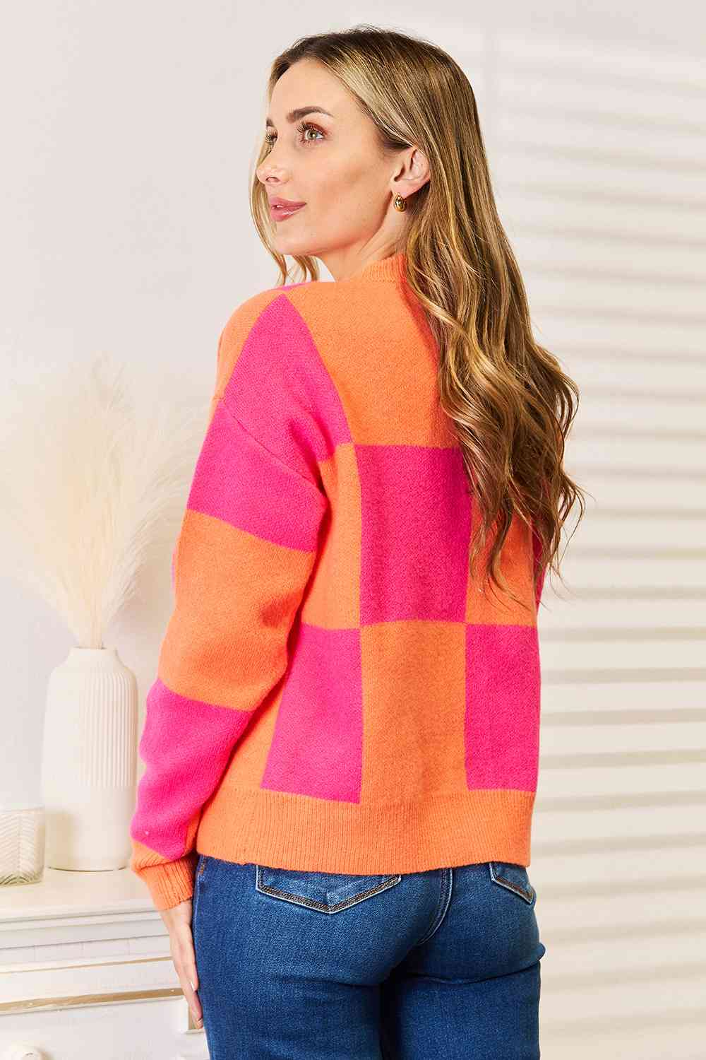Woven Right Checkered V-Neck Dropped Shoulder Cardigan *