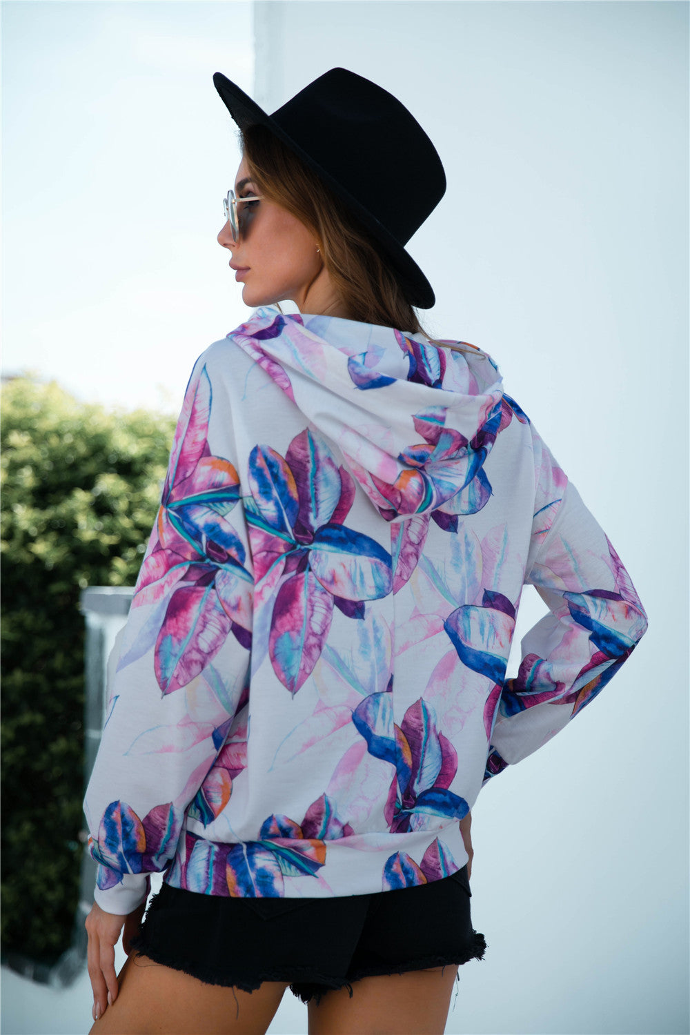 BLAZIN' BEAUTY Printed Dropped Shoulder Hoodie