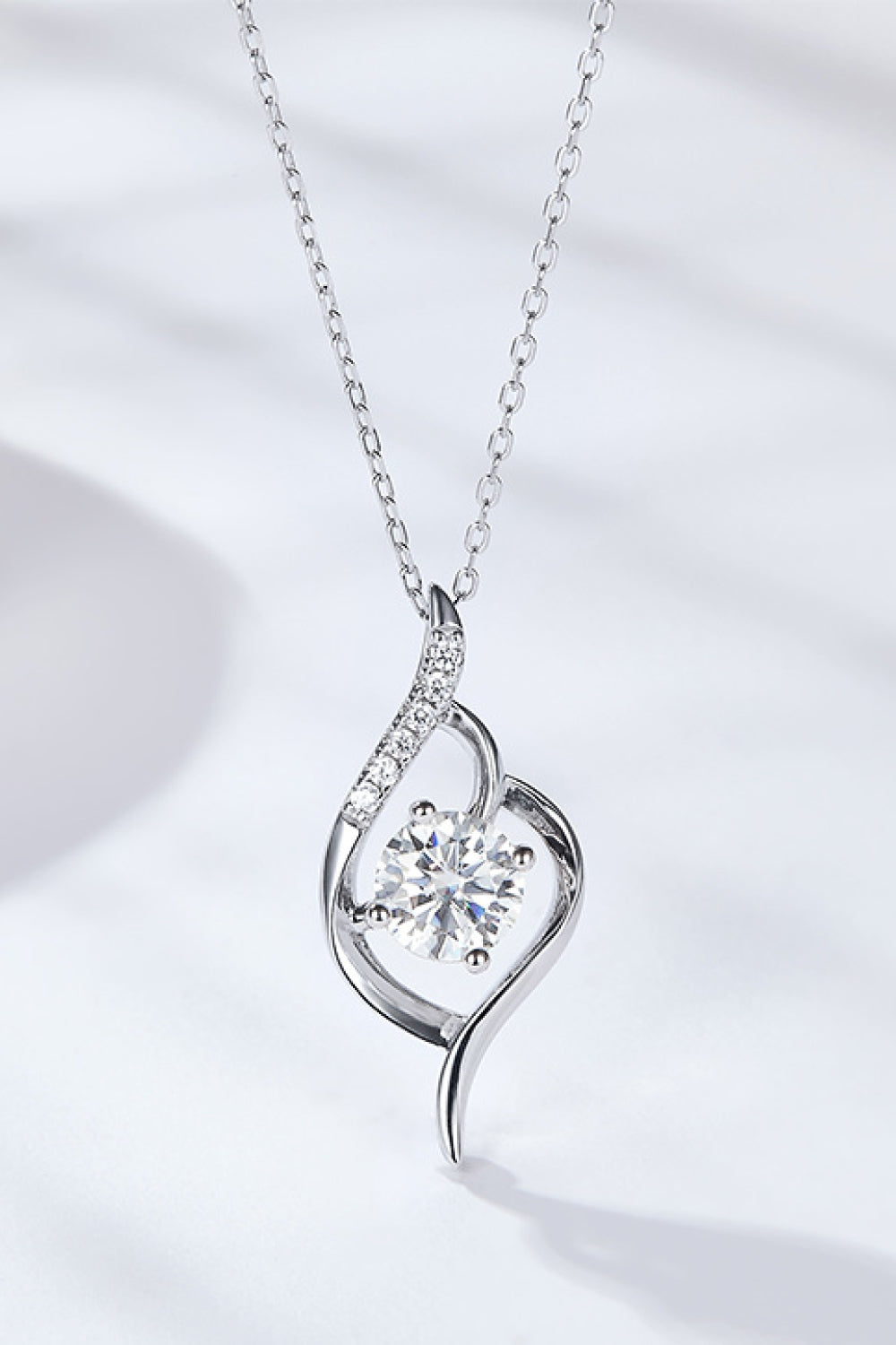 Women's Platinum-Plated 1 Carat Moissanite Pendant Necklace