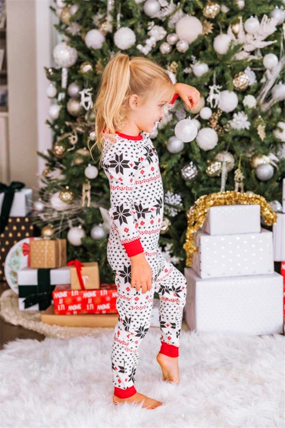 LITTLE KIDS UNISEX Snowflake Pattern Christmas Top and Pants Set SZ 4T-12Y