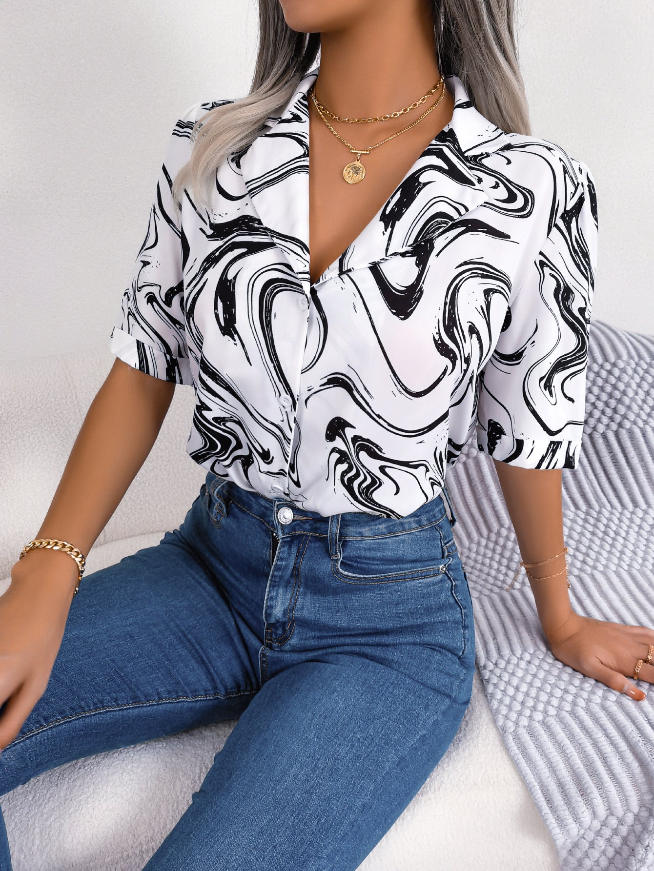 SoBeautiful Printed Lapel Collar Shirt