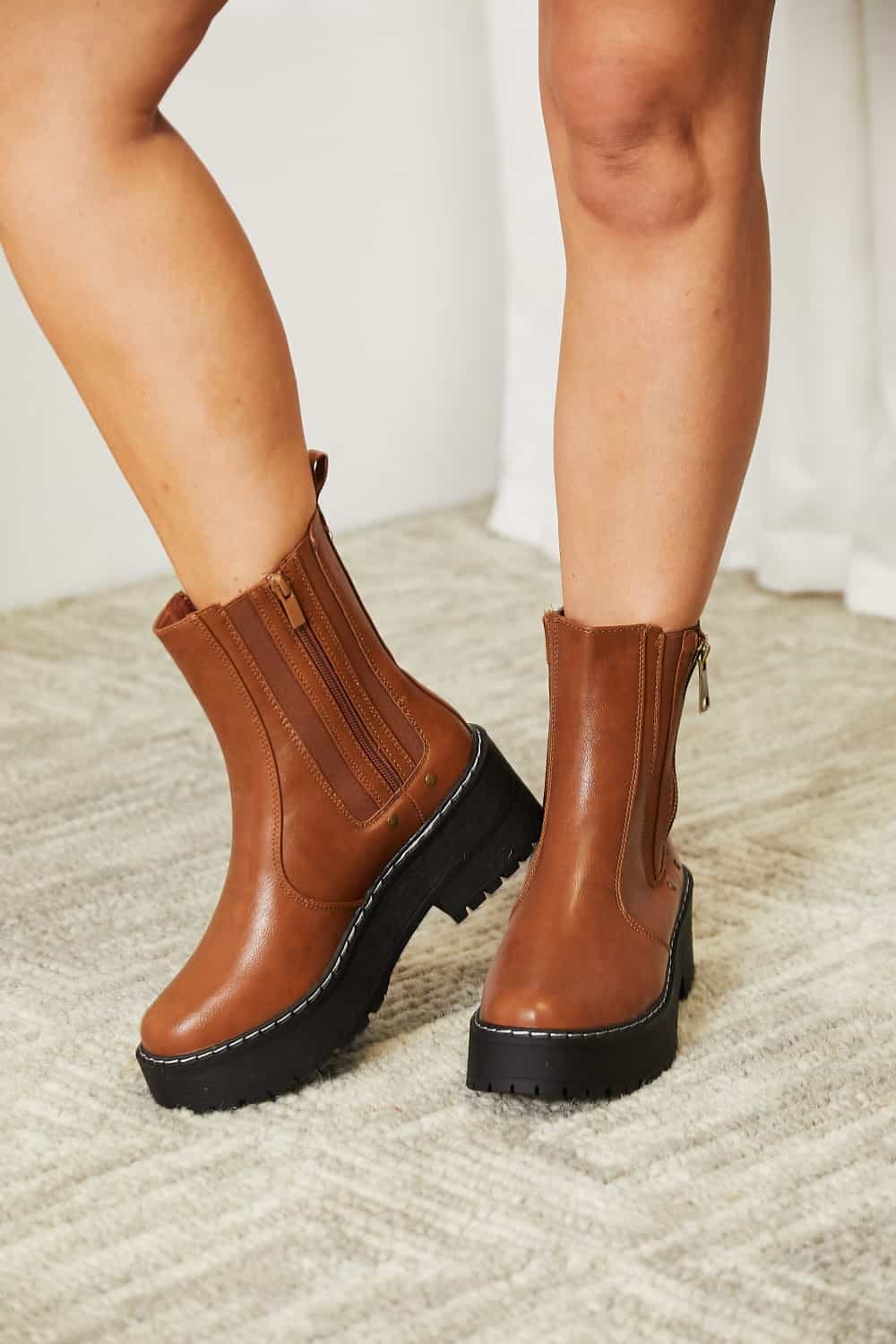 Forever Link Side Zip Chestnut Platform Boots