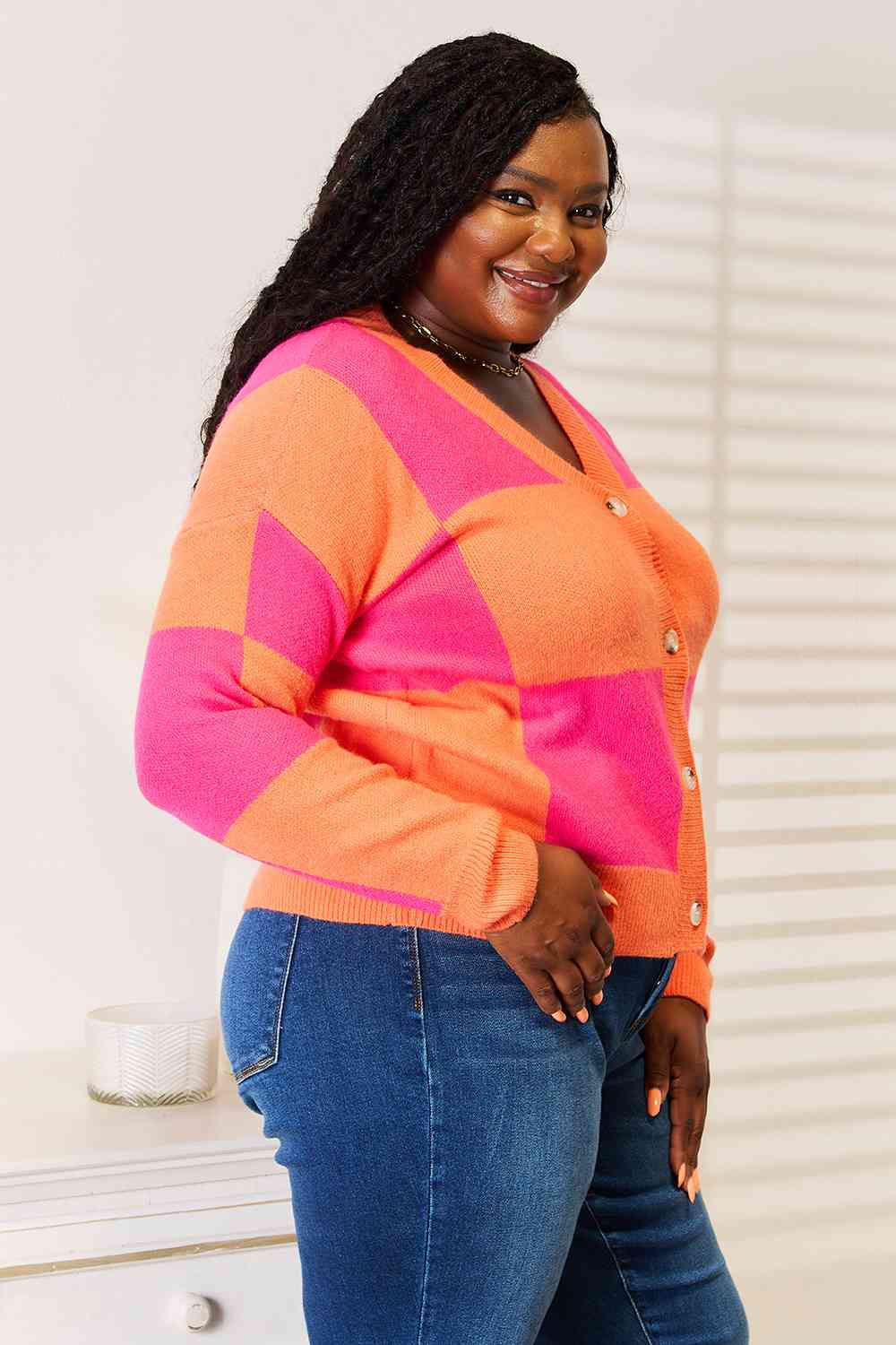Woven Right Checkered V-Neck Dropped Shoulder Cardigan *