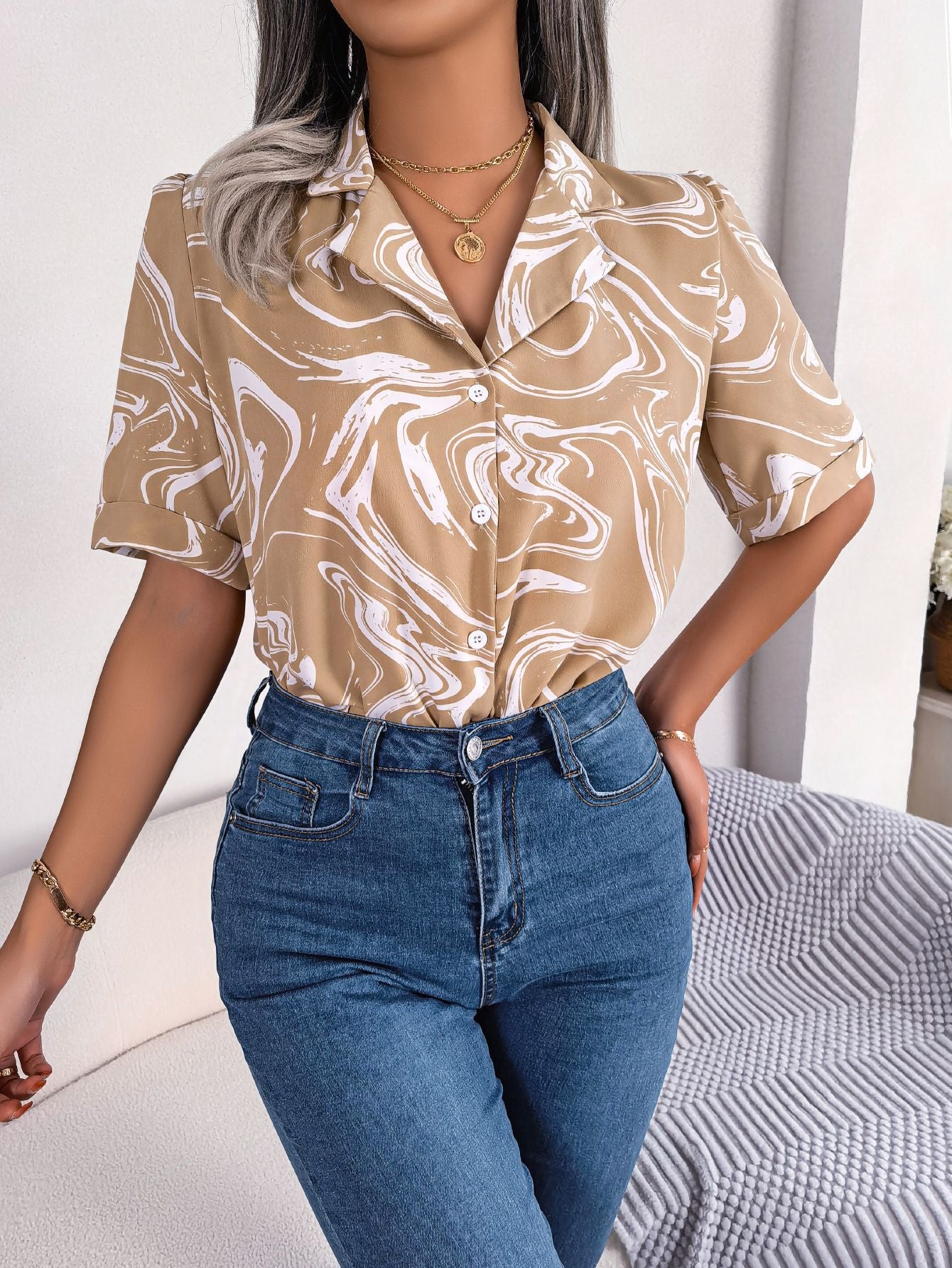 SoBeautiful Printed Lapel Collar Shirt