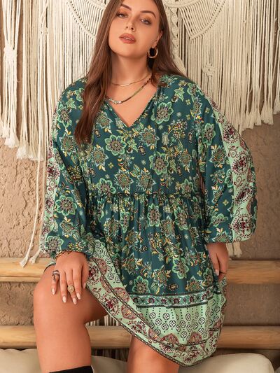 Women's Obsessed Mid Green Plus Size V-Neck Balloon Sleeve Printed Mini Dress