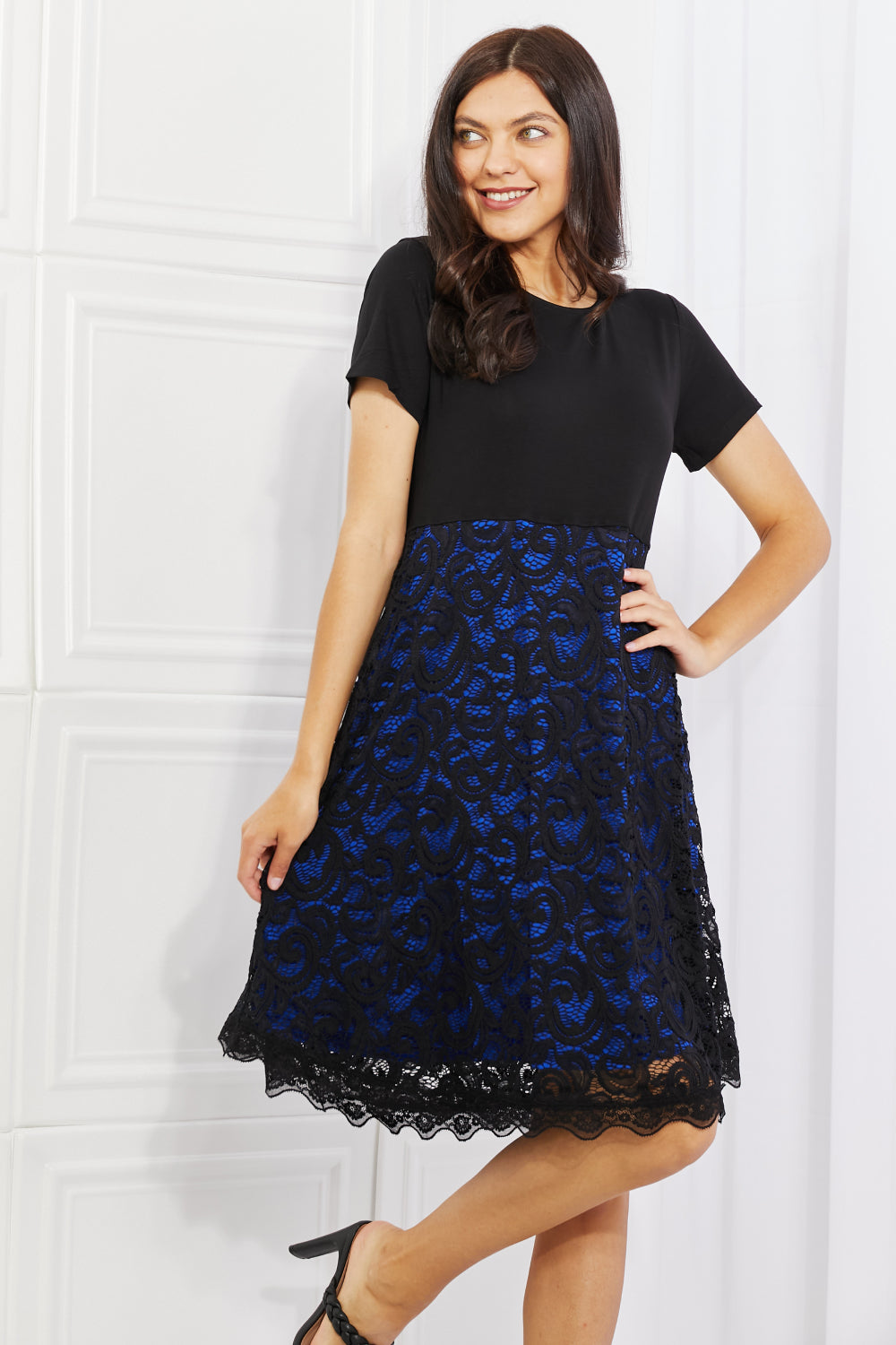 Yelete Full Size Contrasting Lace Midi Dress *