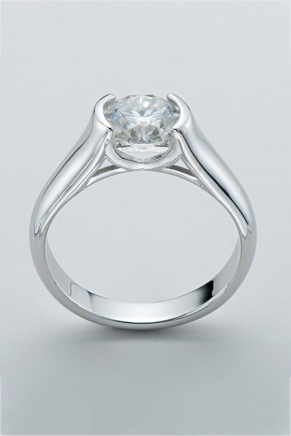 Women's Looking Good 2 Carat Moissanite Platinum-Plated Ring