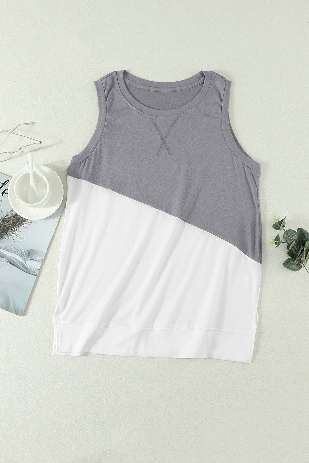 Contrast Round Neck Tank Top 🦋