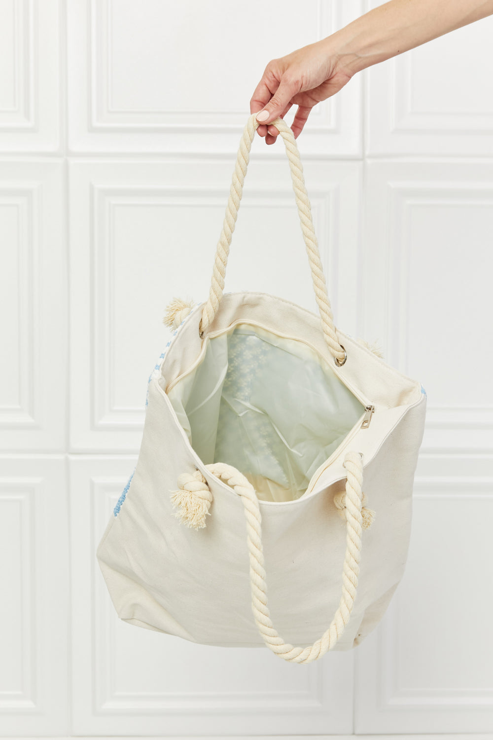 Justin Taylor Picnic Date Tassle Tote Bag *