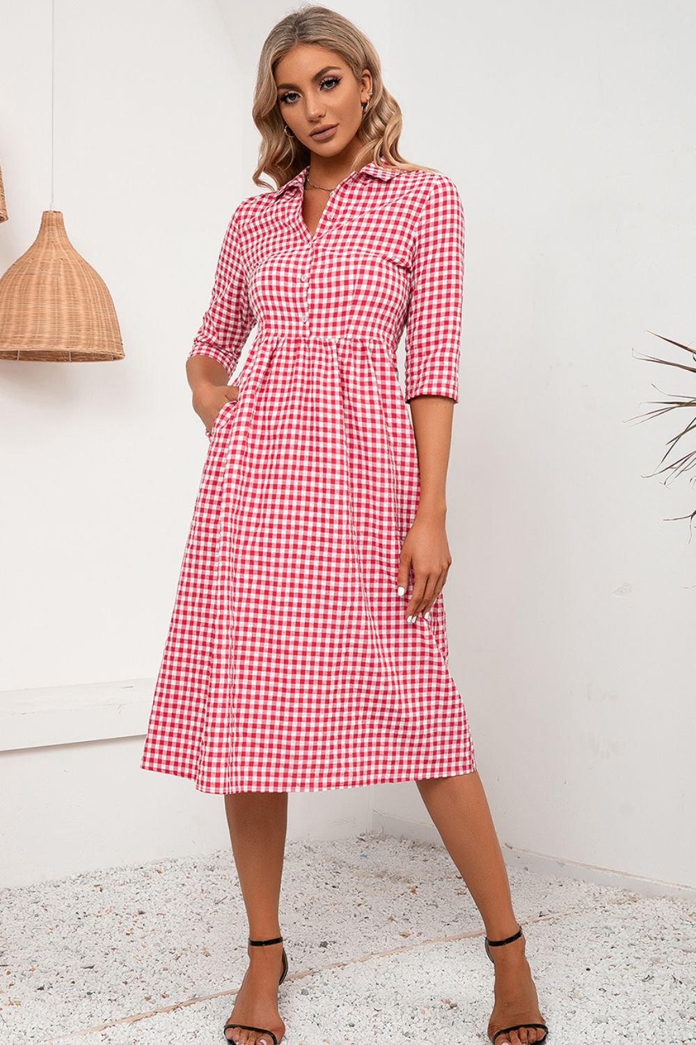 KeenLinear Plaid Collared Neck Midi Dress