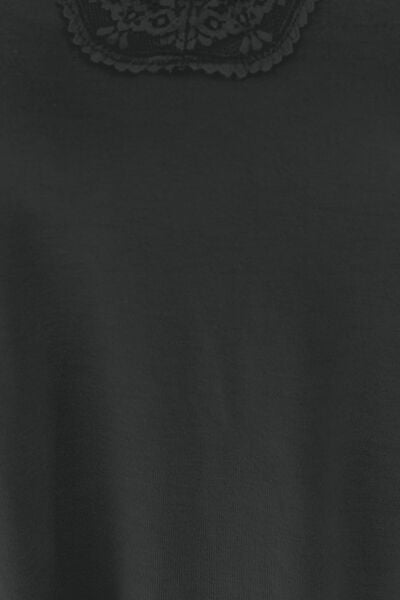 Basic Bae Full Size Lace Detail V-Neck Cutout Cami *