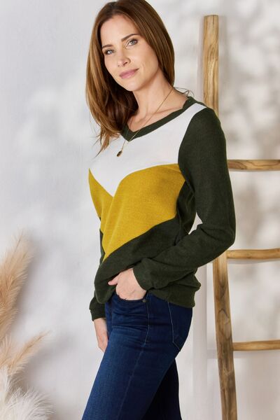 Hailey & Co Full Size Colorblock V-Neck Blouse *