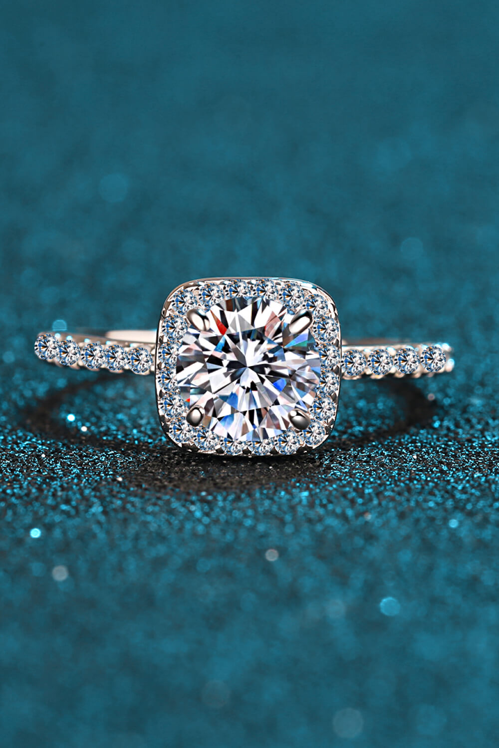 Ariel&Emaline Square Moissanite Ring