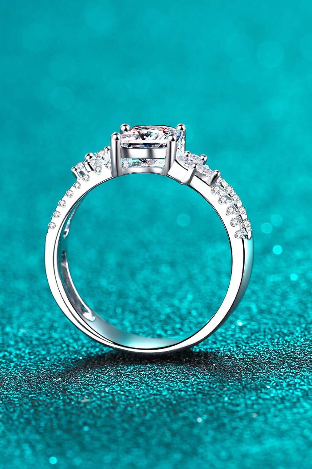 Women's Moissanite Double Layered Ring